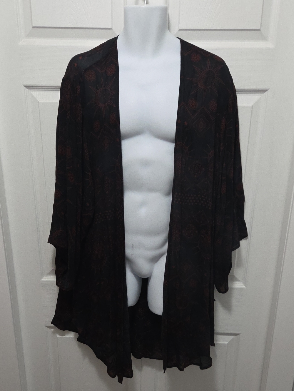 torrid 3 Black Open Front Kimono with Geometric Print